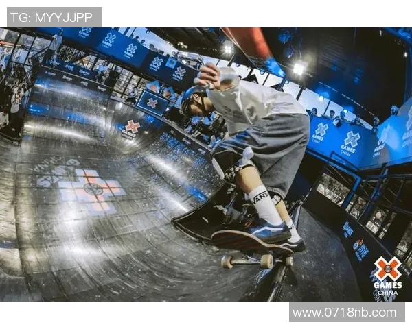 南京极限运动队在滑板精英赛中的默契配合与精彩表现分析